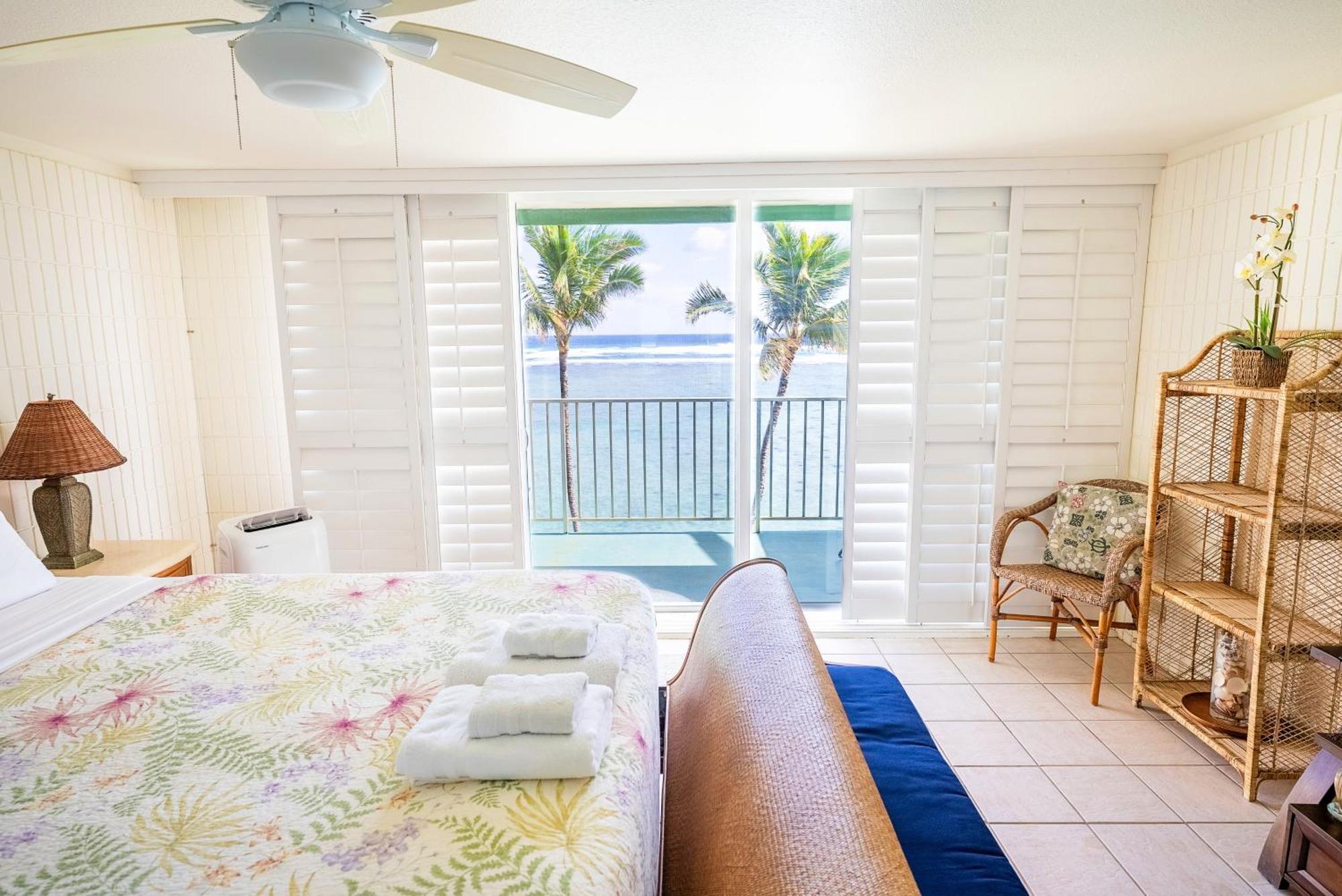 אפרטהוטל Hau'ula Pats At Punalu'U מראה חיצוני תמונה